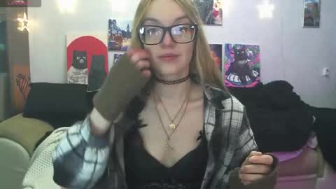 Snapshot of sophiasonata chatting on February 2026 10:13:02 PM SophiaSonata online show from February 2026 10:13:02 PM