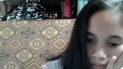 Snapshot of sophie_193 chatting on March 2025 05:55:02 AM sophie_193 online show from March 2025 05:55:02 AM