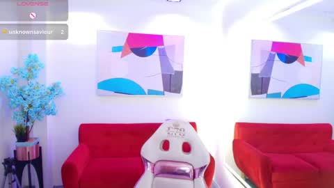 Sophia  online show from May 2026 04:04:02 PM