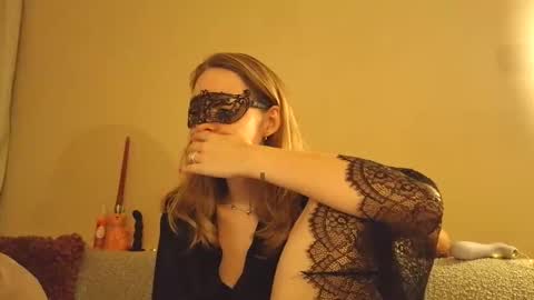 Sophie And Joost Luckydips Cam online show from March 2026 06:36:01 PM