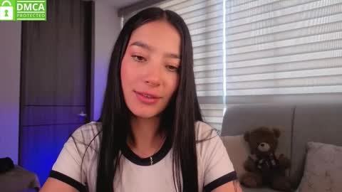 Sophie  online show from January 2026 05:27:02 PM