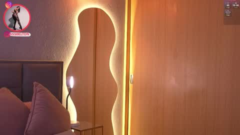 sofia online show from November 2025 04:32:02 PM