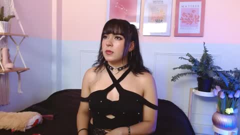 Sophie  online show from May 2026 01:08:02 PM
