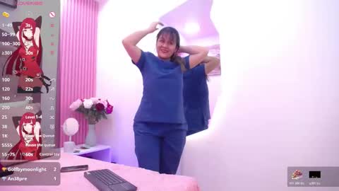 Sophie online show from February 2026 09:02:01 PM