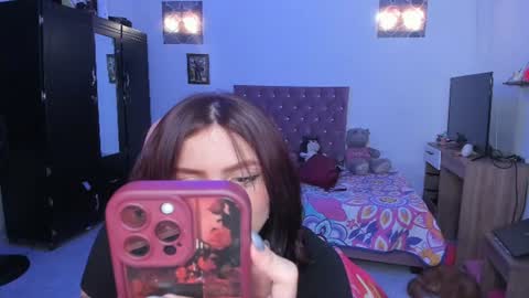 Snapshot of sophie_dolly_ chatting on June 2026 09:43:02 PM sophie doll online show from June 2026 09:43:02 PM