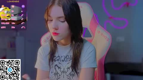 sophie_nomenal_ online show from March 2026 09:27:01 AM