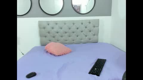 Sophie Queem online show from February 2026 01:31:01 AM