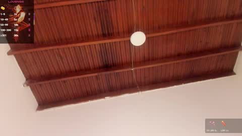 sophie_smith19 online show from October 2025 02:07:01 PM