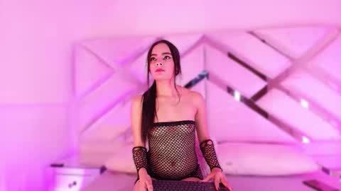 Sophie  online show from February 2026 07:59:02 AM