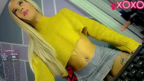 sophie_vall online show from October 2025 07:22:01 AM