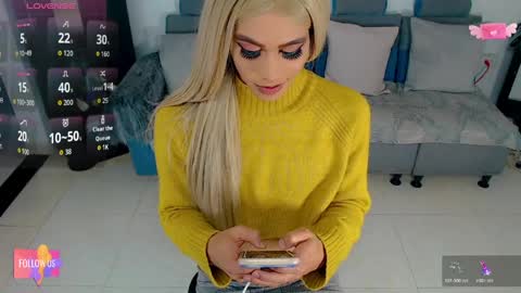 sophie_vall online show from April 2026 09:34:02 PM