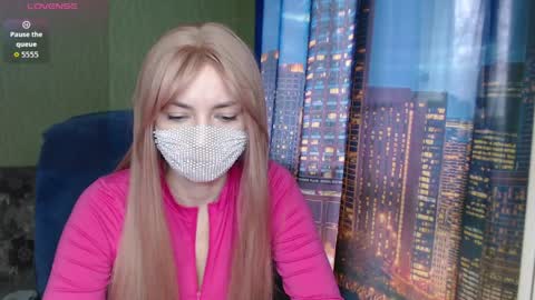 Sophie online show from April 2026 08:12:02 AM