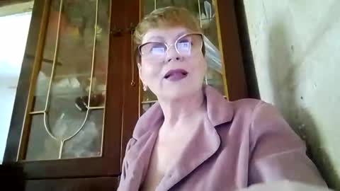 Snapshot of sophieburnsx chatting on May 2026 08:53:01 AM SophieBurnsX online show from May 2026 08:53:01 AM