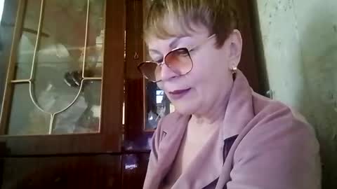 Snapshot of sophieburnsx chatting on May 2026 10:32:02 AM SophieBurnsX online show from May 2026 10:32:02 AM
