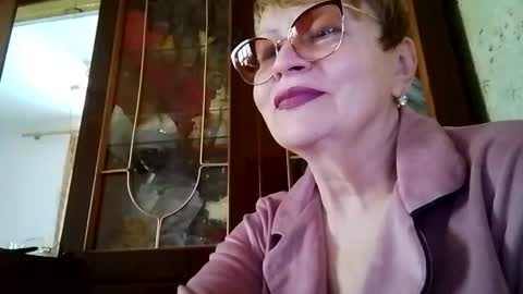 Snapshot of sophieburnsx chatting on May 2026 09:06:01 AM SophieBurnsX online show from May 2026 09:06:01 AM