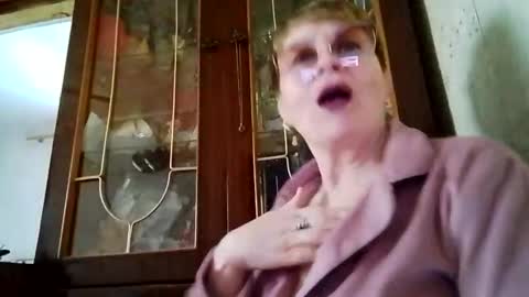 Snapshot of sophieburnsx chatting on June 2026 08:53:01 AM SophieBurnsX online show from June 2026 08:53:01 AM