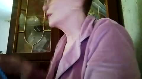 Snapshot of sophieburnsx chatting on June 2026 09:37:01 AM SophieBurnsX online show from June 2026 09:37:01 AM