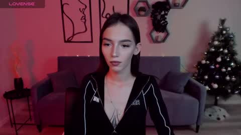Sophie online show from January 2025 05:34:02 PM
