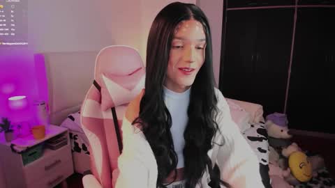    online show from October 2025 04:30:02 PM