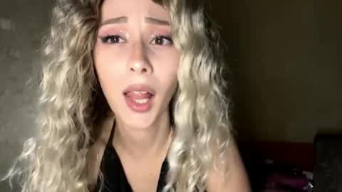 Mira online show from October 2025 08:31:01 PM