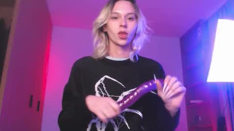 sophiediamond_x online show from November 2025 06:52:02 PM