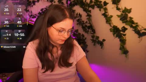 sophieedreams online show from October 2025 04:51:01 PM