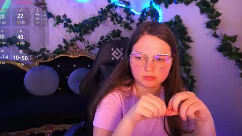 sophieedreams online show from November 2025 03:30:02 PM