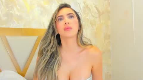Snapshot of sophiekozlov chatting on June 2026 02:30:01 PM Sophie online show from June 2026 02:30:01 PM