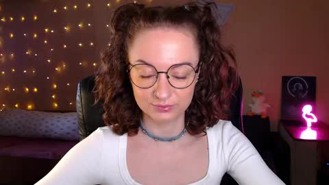 sophieleroux online show from April 2026 12:21:01 PM