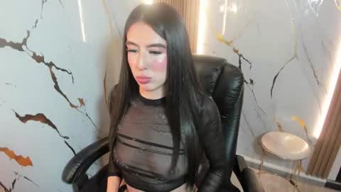 Snapshot of sophielotuss chatting on August 2026 06:06:02 AM sophielotuss online show from August 2026 06:06:02 AM