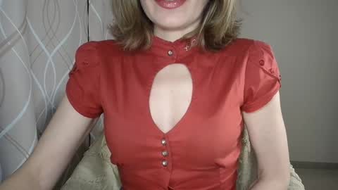 Sophiemisss online show from January 2026 05:18:02 PM