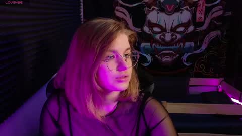 Snapshot of sophiemure chatting on May 2026 08:58:02 PM Sophie online show from May 2026 08:58:02 PM