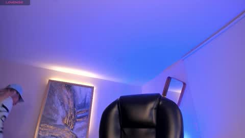 Sophie  Palmer online show from November 2025 10:37:02 AM