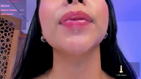 sophierooy online show from October 2025 02:14:02 PM