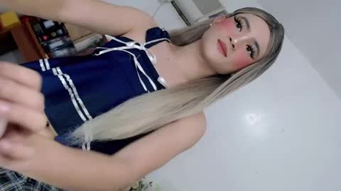 SOPHIEX online show from July 2026 10:44:02 AM