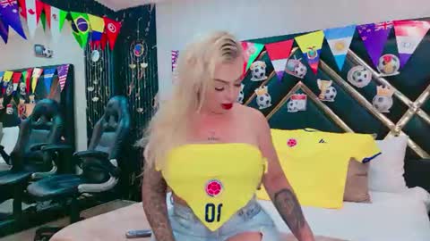 Snapshot of sophiewinslow chatting on July 2026 12:20:02 PM SophieWinslow online show from July 2026 12:20:02 PM