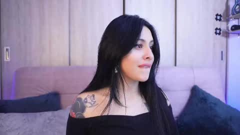 Sophiie online show from February 2026 04:17:01 AM