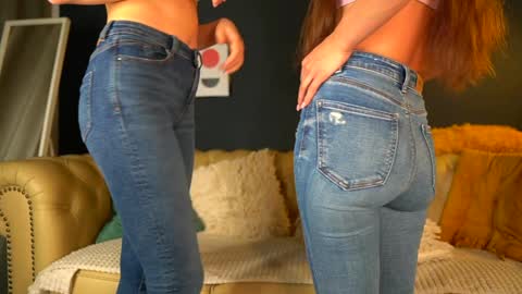 Sophydiva online show from November 2025 06:24:02 AM