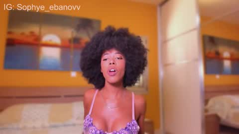 Snapshot of sophye_ebanov chatting on October 2025 06:32:02 AM SEE U HERE OF online show from October 2025 06:32:02 AM