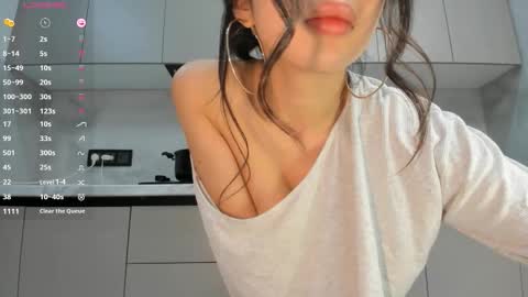 Snapshot of soul_mi chatting on February 2026 07:32:02 PM Mia online show from February 2026 07:32:02 PM