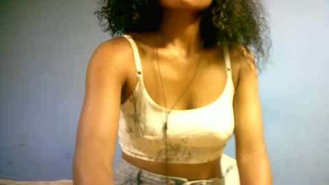 sourayaa online show from April 2026 07:44:01 PM