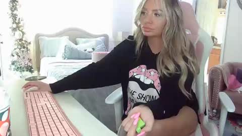 Your Barbii online show from December 2024 04:29:02 PM