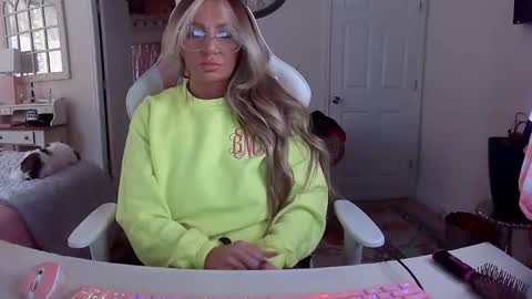 Your Barbii online show from February 2025 09:14:01 PM