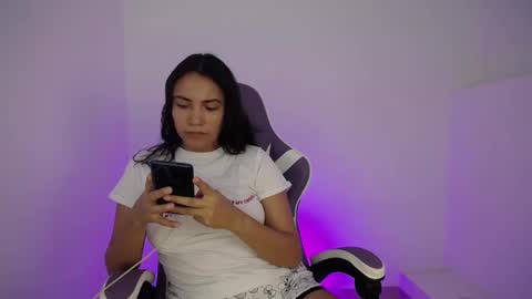 Snapshot of sowet00 chatting on February 2025 08:28:01 PM Ana online show from February 2025 08:28:01 PM