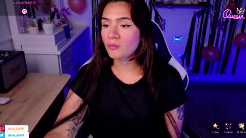 Luisa    online show from March 2026 11:32:01 PM