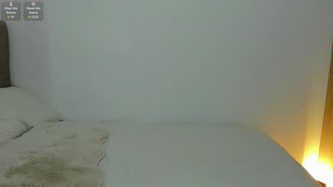 Instagram Soyamandaa  1 online show from December 2025 08:38:01 PM