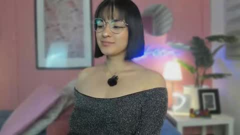 Aleja online show from December 2025 05:46:01 AM