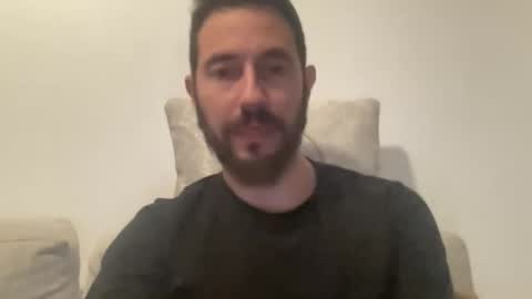 spainmenhot69 online show from December 2024 06:42:02 PM