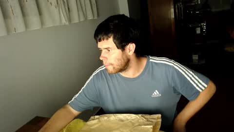 spanish online show from February 2025 08:01:01 PM