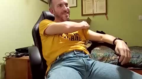 Manu  online show from November 2025 09:14:02 PM